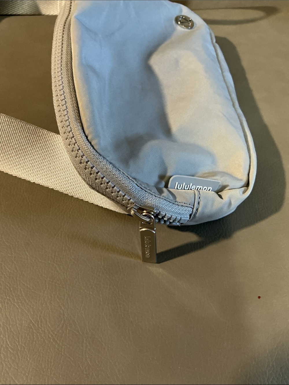 lululemon athletica Light Blue Men's Belt Bag - Picture 2 of 7